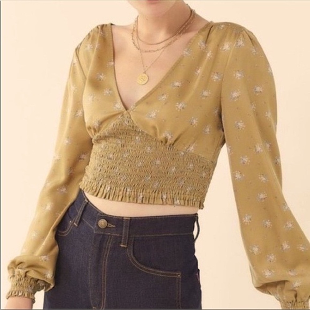 Urban Outfitters Khaki Green Floral V Neck Gathered Bodice Crop Top Small